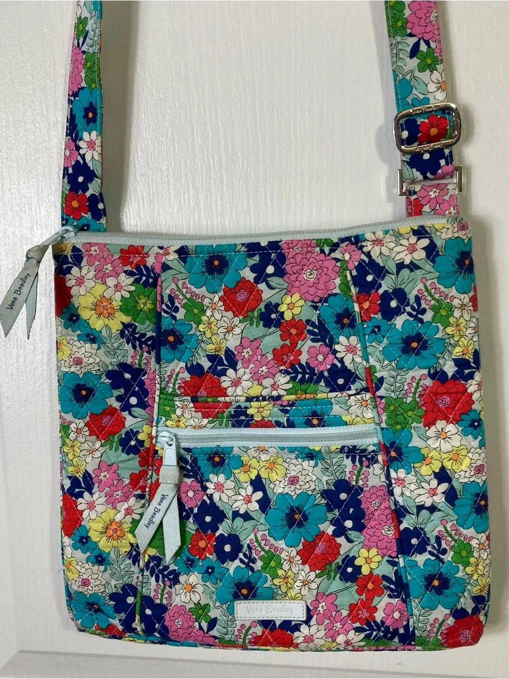 Nwot VERA BRADLEY Crossbody Bag Multicolor Adjustable Strap Quiled Floral